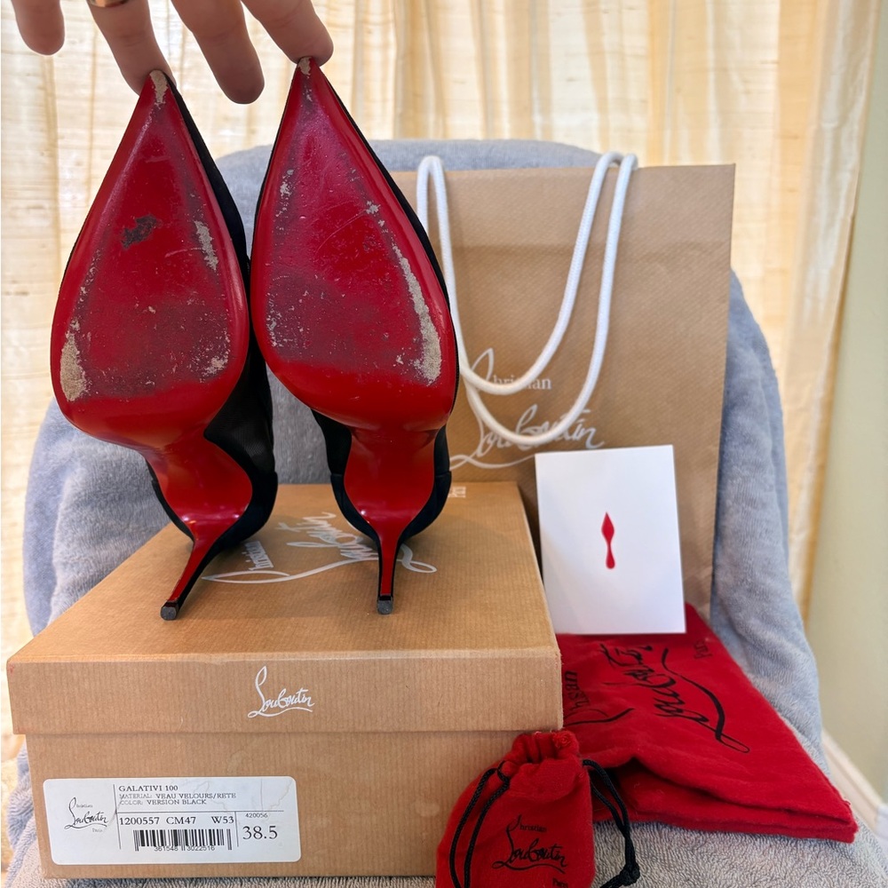 Christian Louboutin Black Mesh and Suede So Kate Pointed-Toe Pump - Picture 5 of 8